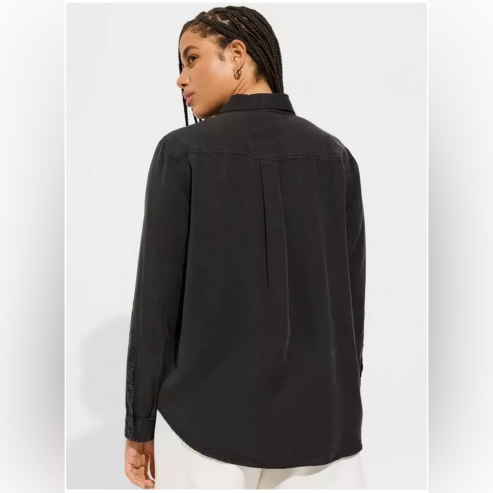 Torrid Lizzie TENCEL™ Button-Down Shirt - (12/14) - Picture 2 of 5